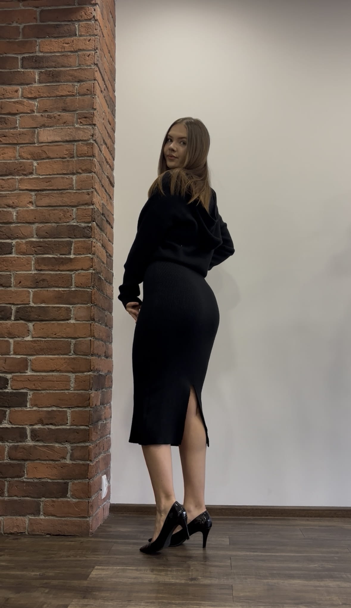 komplet sukienka z bluza (1).jpeg
